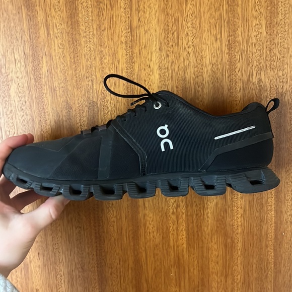 Cloud 5 All Black Shoes Men’s 10 - Picture 9 of 10